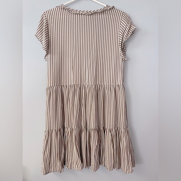 0124-10M SWEET Stripes Ruffle Dress - Picture 2 of 3